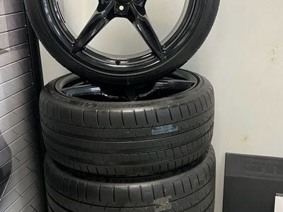 FERRARI 488 /F8 5-SPOKE WHEELS