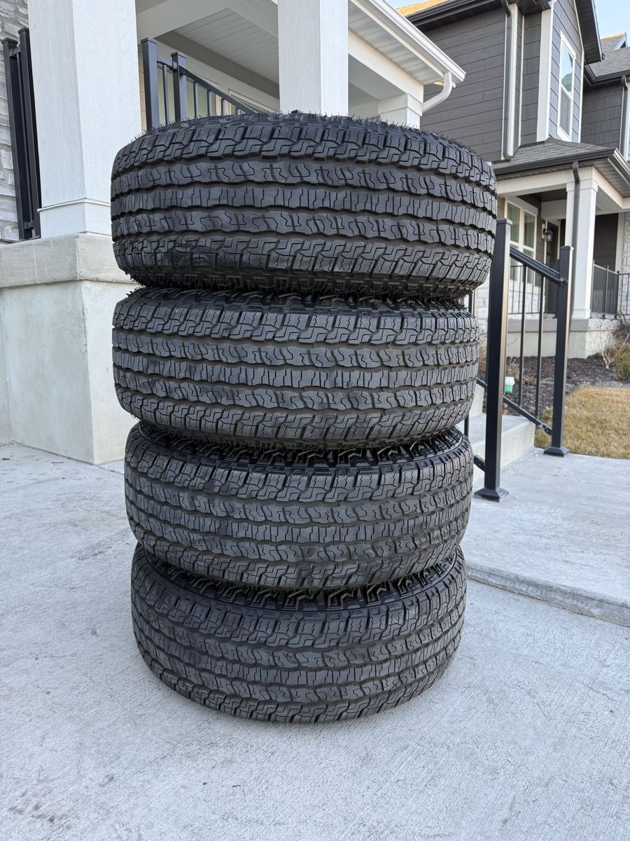 265/65R18 Goodyear Wrangler Territory AT New