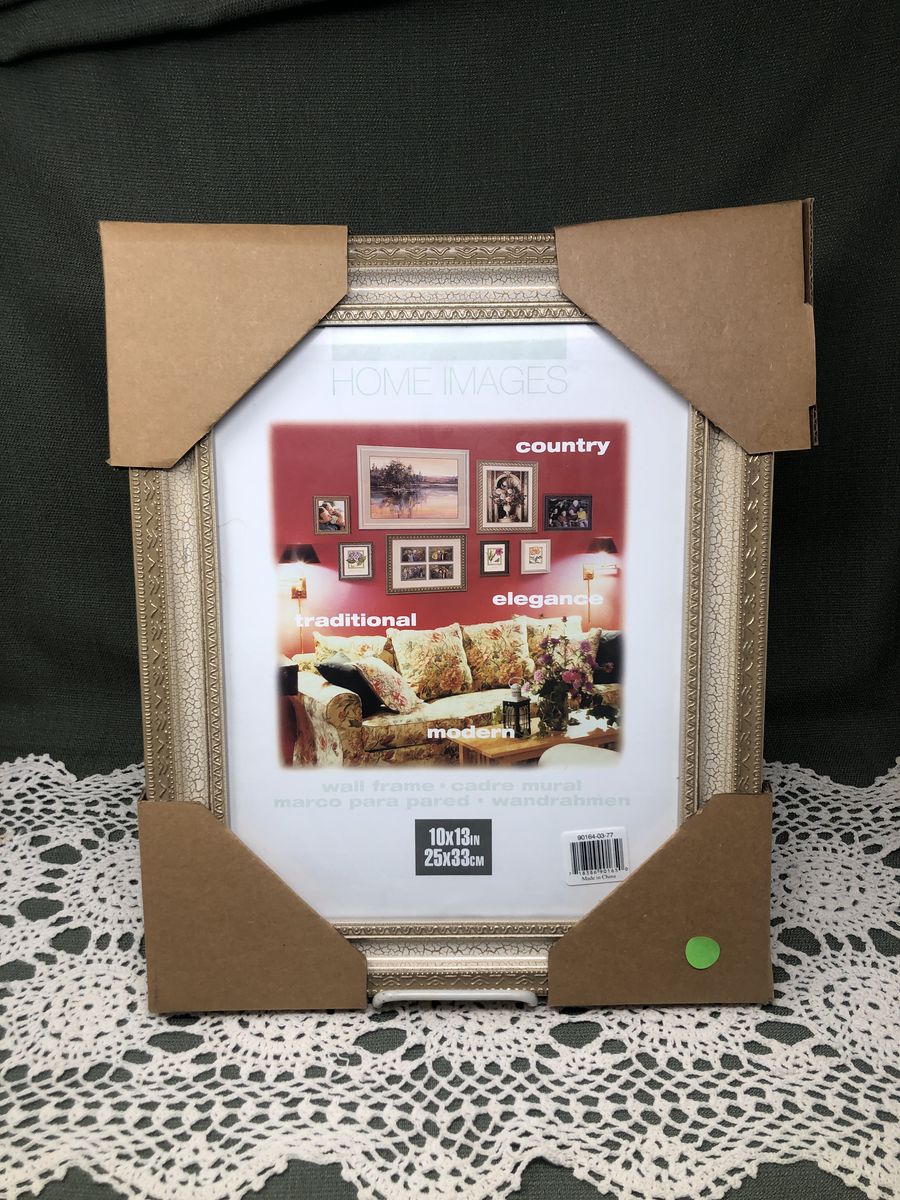 Home Images 10" x 13" Picture Frame – Gold – New & Sealed