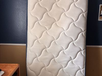 Twin XL mattress + sheets + board