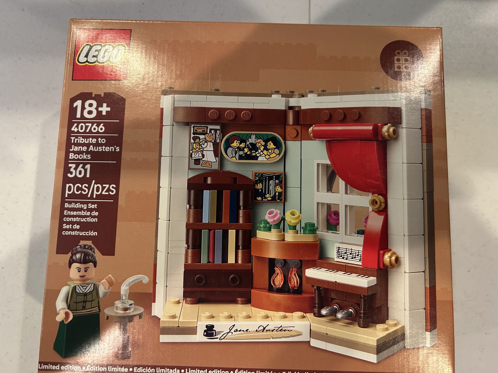 LEGO 40766 Tribute to Jane Austen's Books Building Set 361 Pieces New