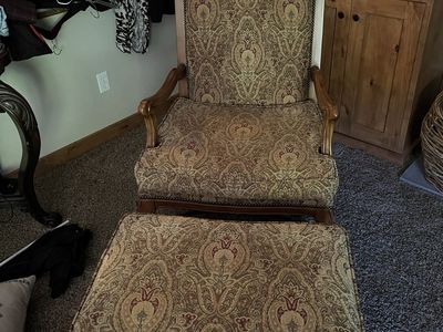 Elegant Paisley Upholstered Accent Chair & Ottoman Set - Traditional Wood Frame