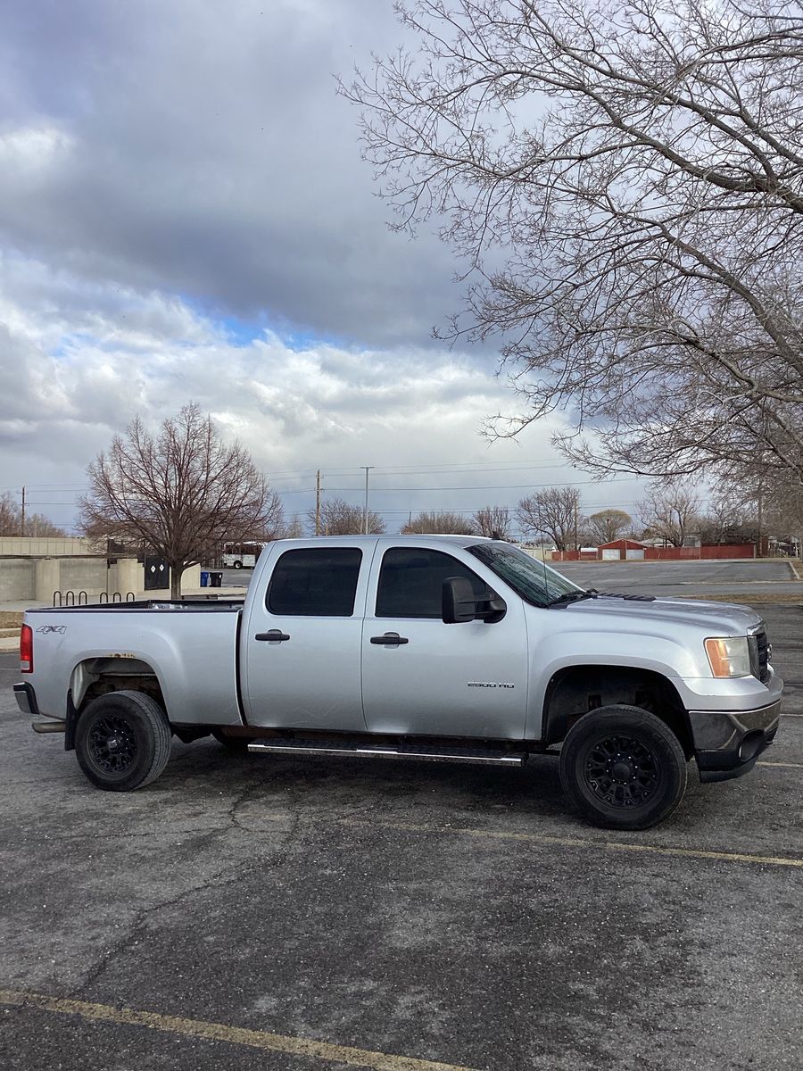 2012 GMC 2500 