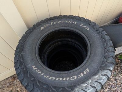 BFGoodrich KO2 Tires –265/75R16 – 50% Tread