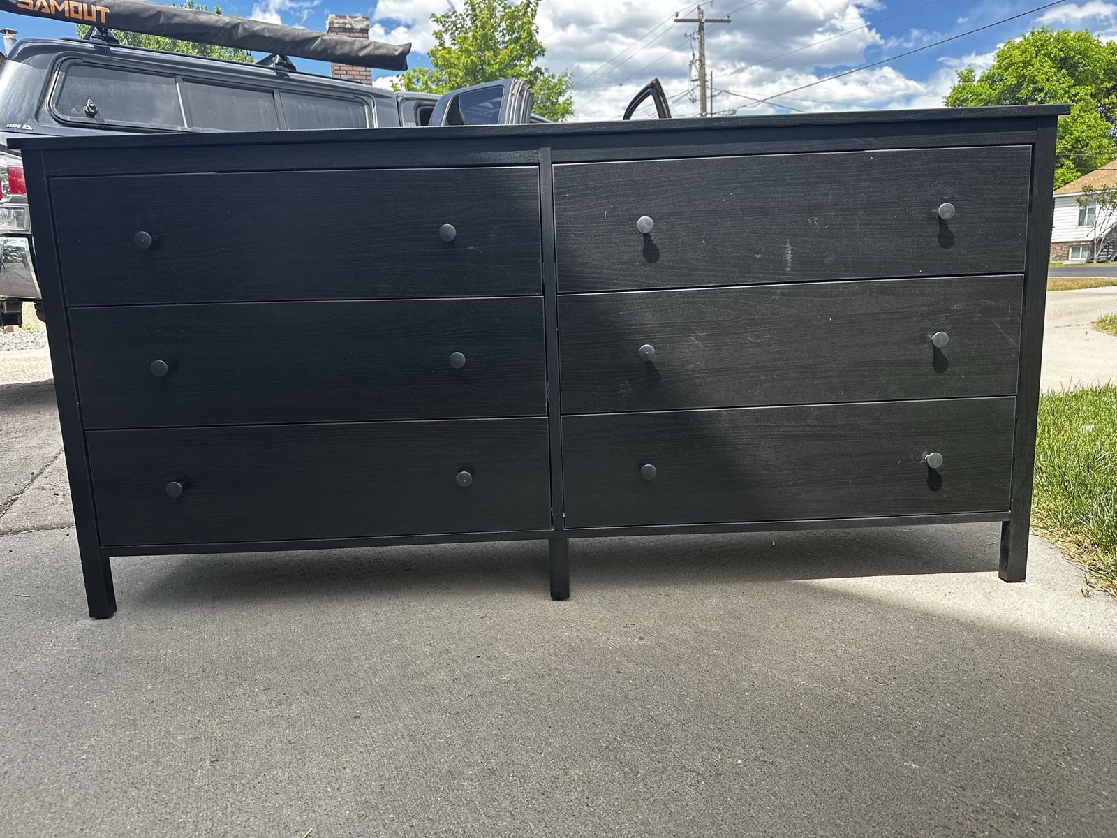 IKEA dresser-damaged left panel