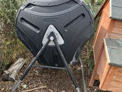 Lifetime 60058 Compost Tumbler, 80-Gallon Rotating Drum Composter