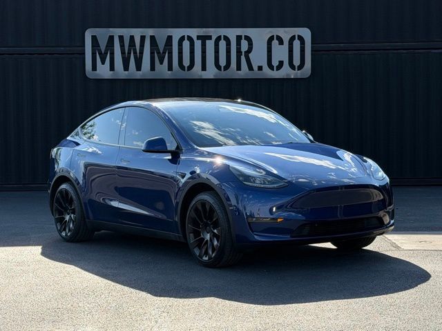 2024 Tesla Model Y Standard Range