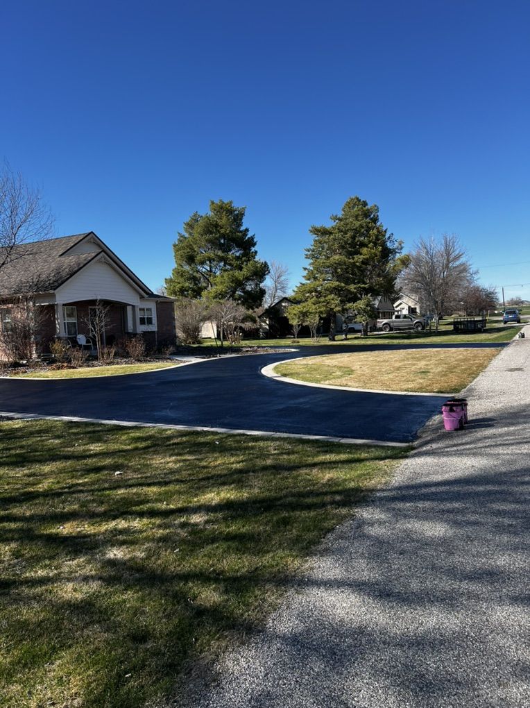 OIL BASED SEALCOATING