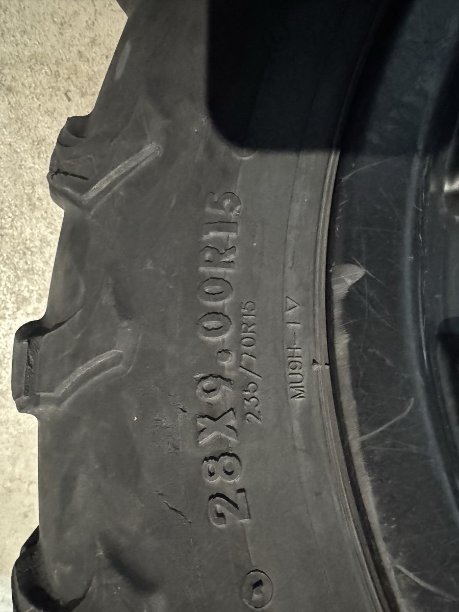 Honda Talon Stock Tires & Rims 28x9.00R15 235/70R15 - MU9H-1 V, 28x11.0R15