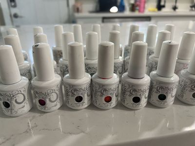 Gel nail polish