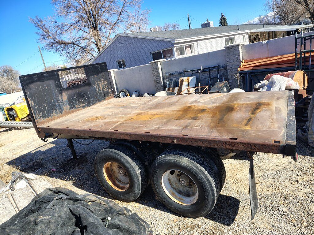 Flatbed trailer
