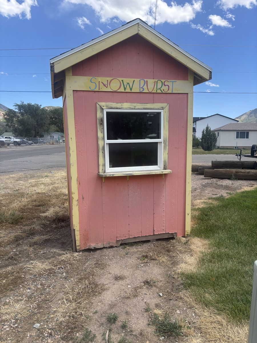 Old snow cone shack, shed, chicken coop.