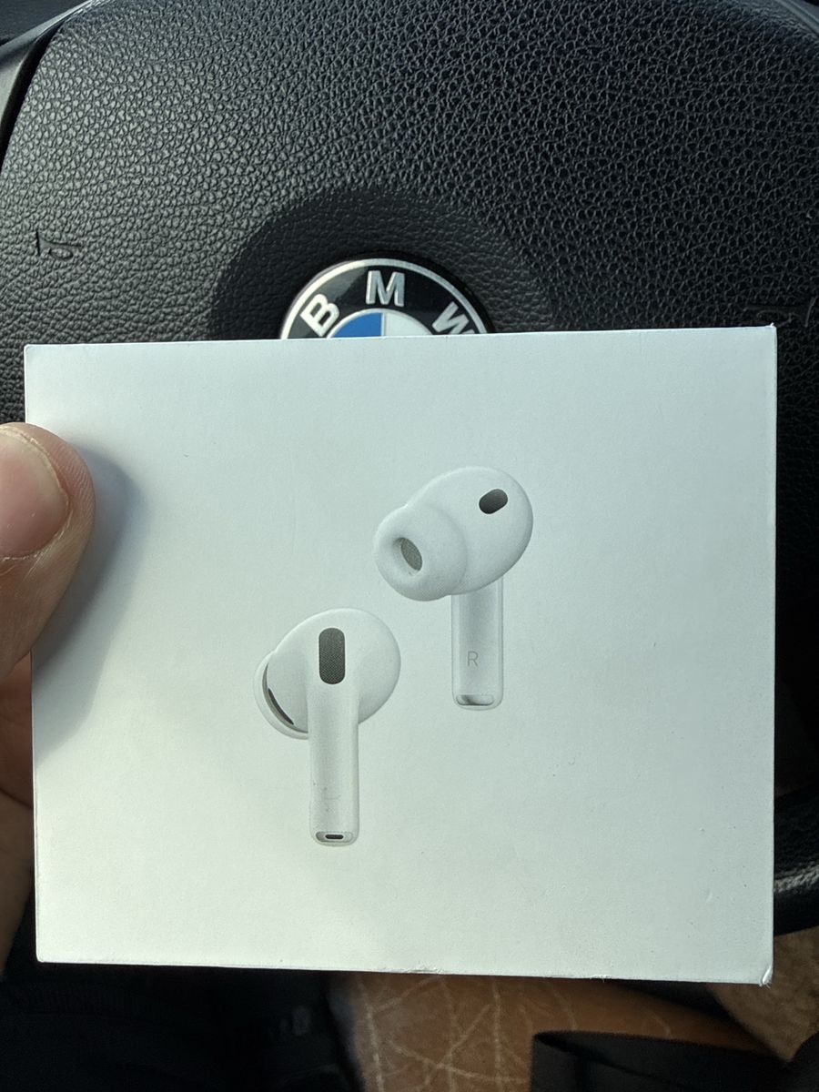 Apple AirPods Pro 3 for 180