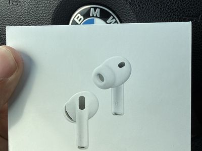 Apple AirPods Pro 3 for 180
