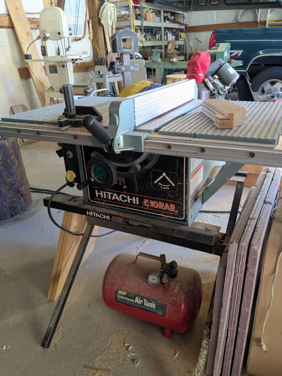 Hitachi contractors saw