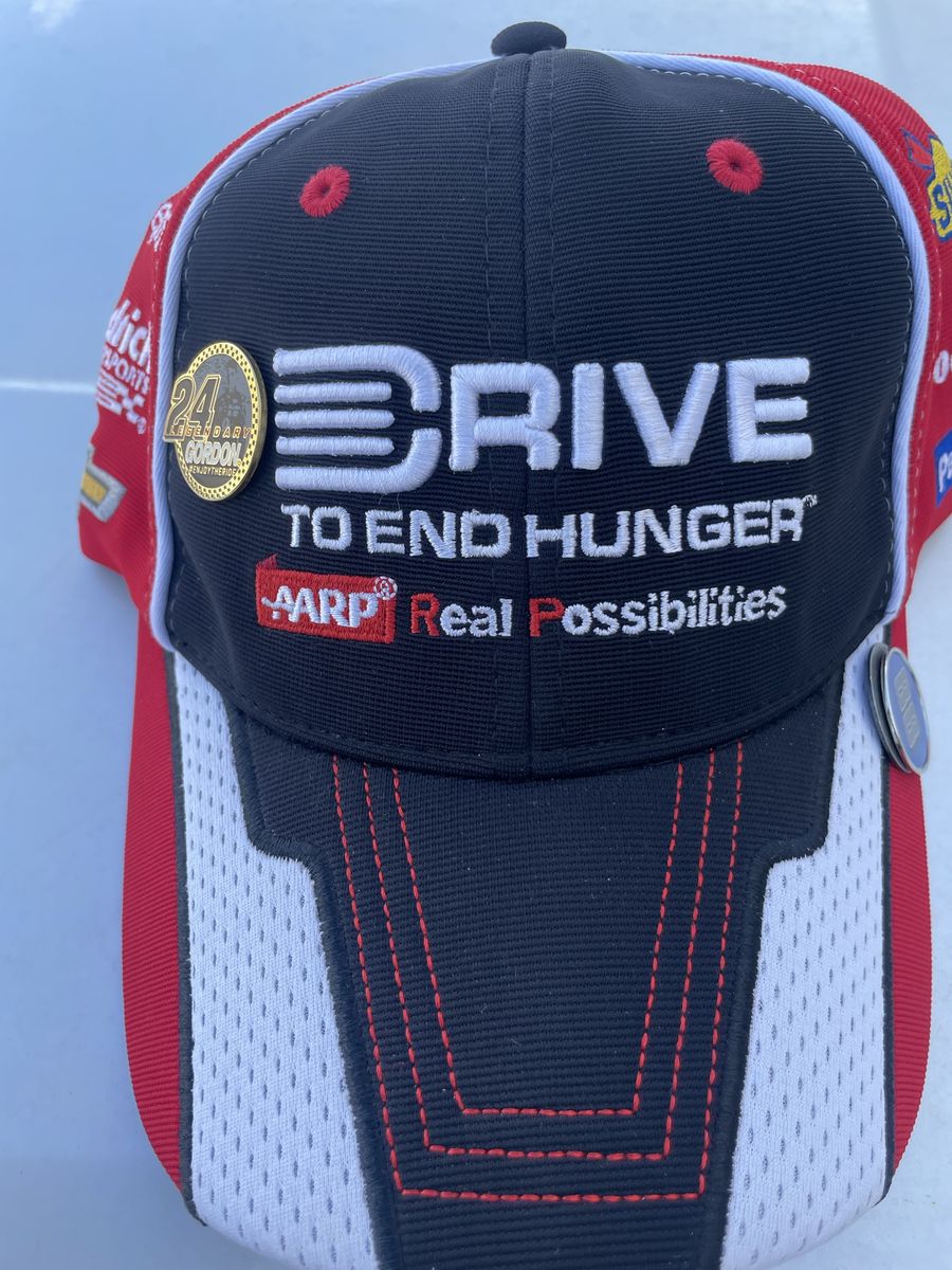 Jeff Gordon DRIVE TO END HUNGER NASCAR Hat, Red/Black, Adjustable, HASE Authentics