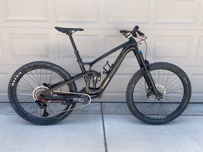 2023 Trek Fuel EX 9.8 Carbon Gen 6 (M/L)