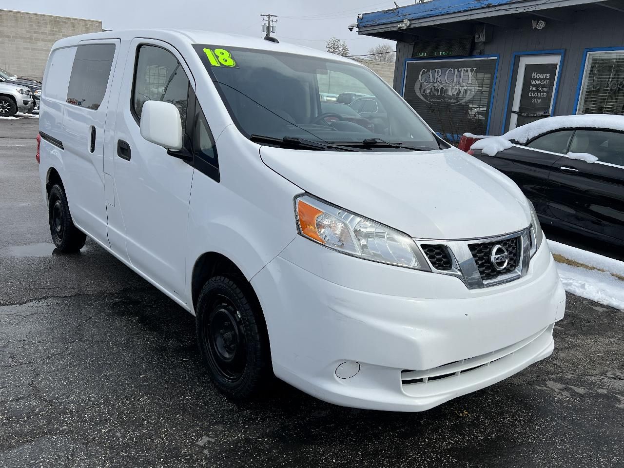 2018 Nissan NV SV