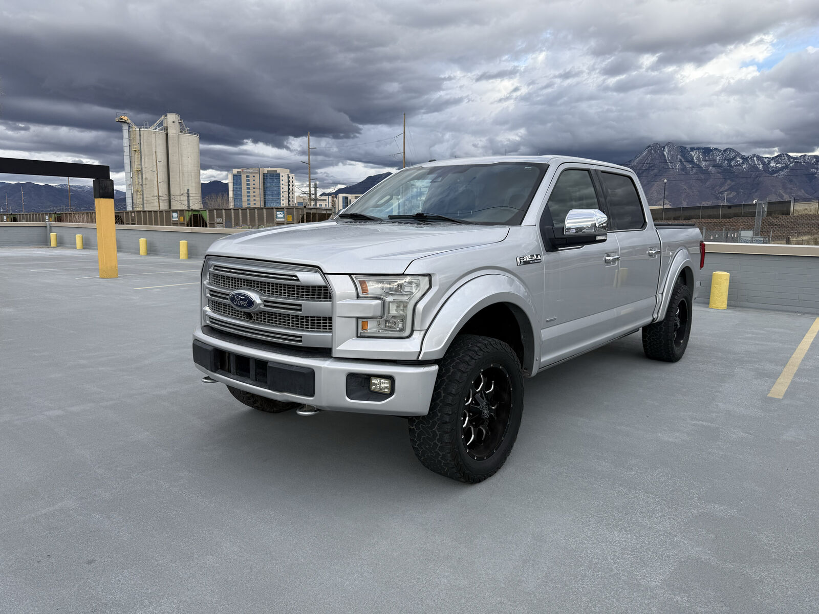 2015 FORD F150 Platinum