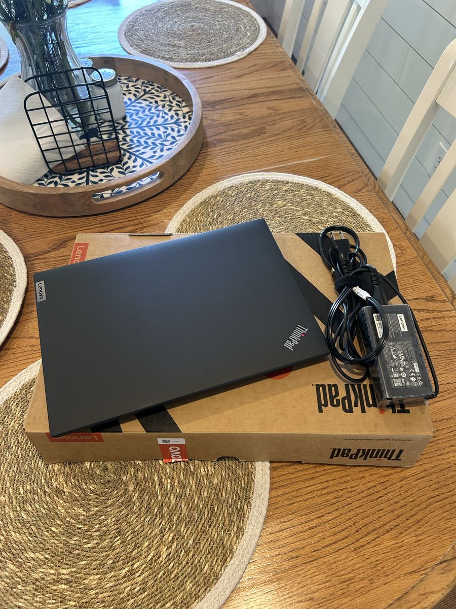 *Brand New* Lenovo Thinkpad P14 Gen 3