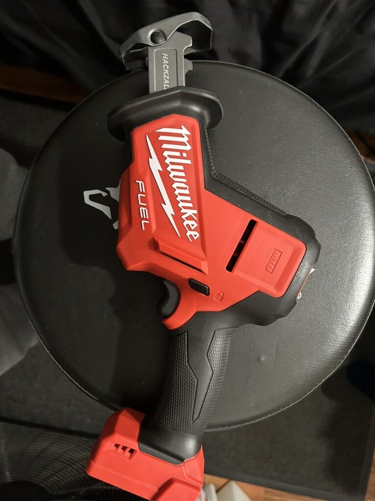 Milwaukee Fuel Hackzall