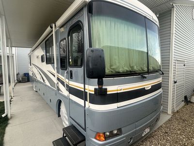 2005 Fleetwood Bounder 37u Diesel Pusher