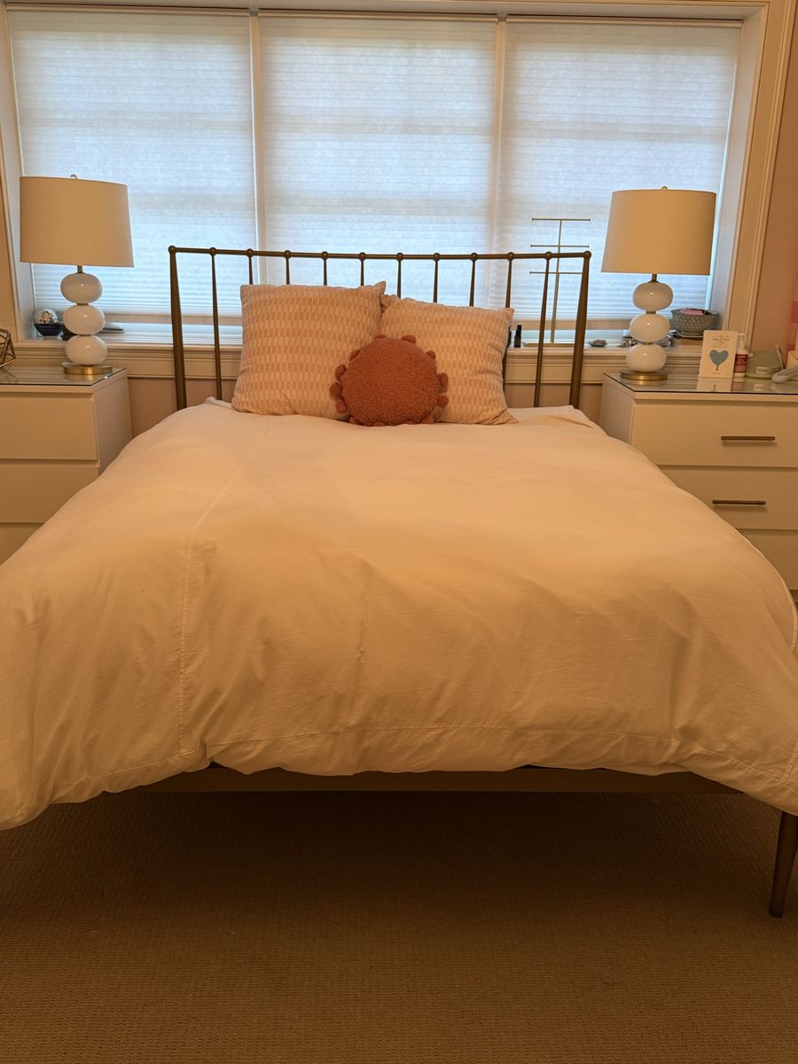 Metal Spindle Headboard Bed Frame with QUEEN-sizeTufted Mattress - FREE