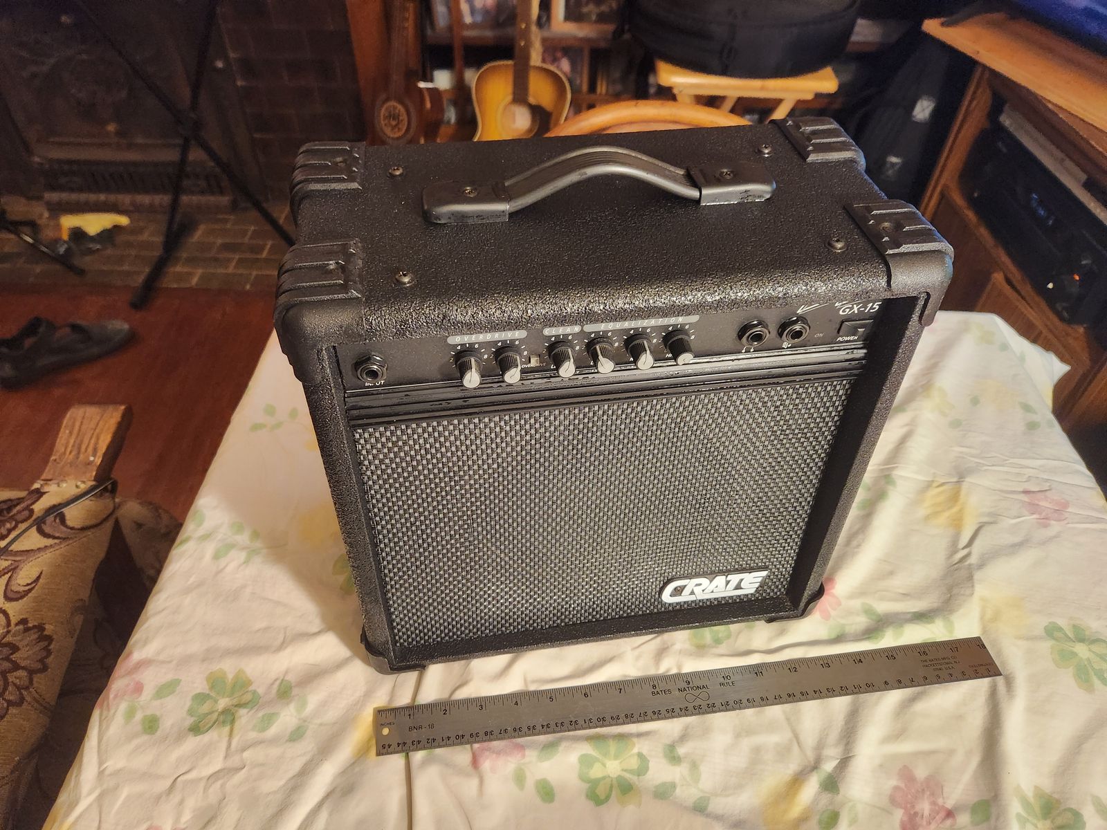 Crate Ampflifier GX-15 Amp.  Works great...very powerful and clean sounding.