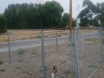 Dog kennel 6 foot with gates