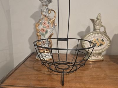 Fruit and vegetable holder