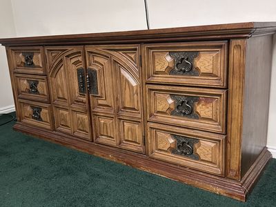 Solid Wood Long Dresser Dove-tailed MCM 9 Drawers