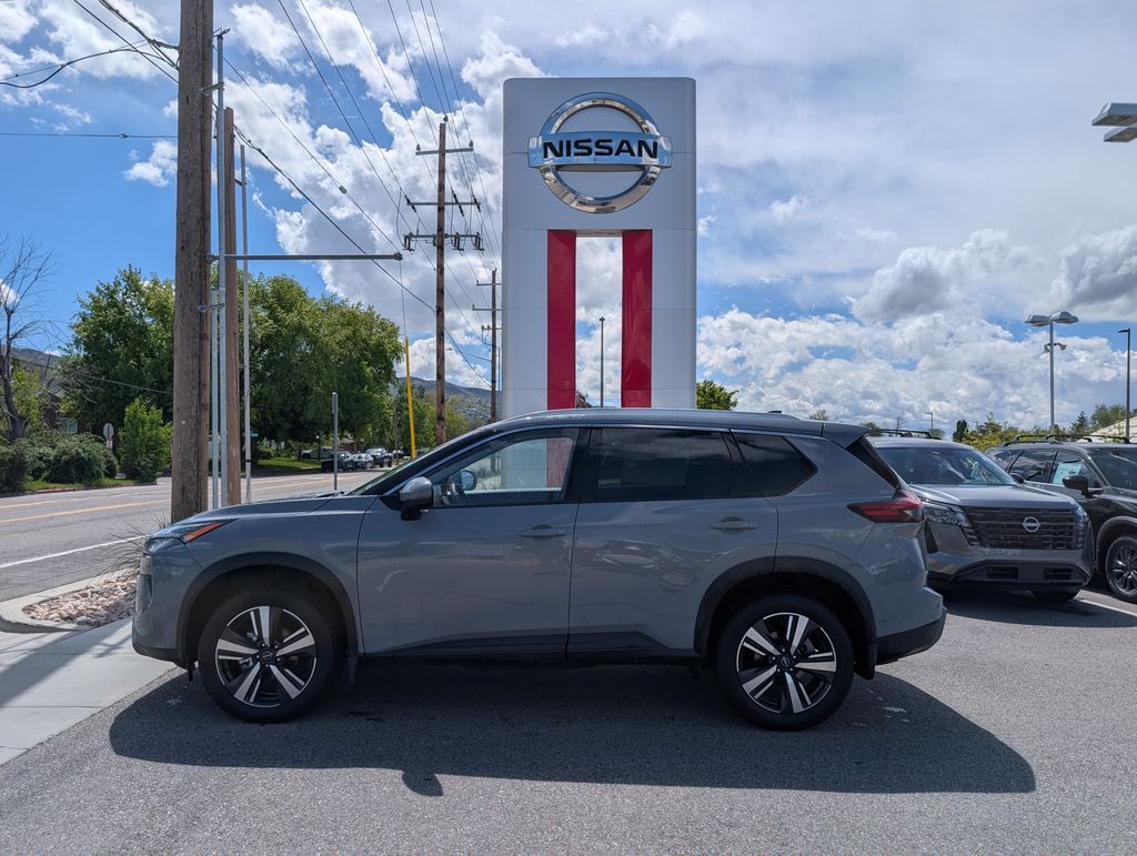 2024 Nissan Rogue SL