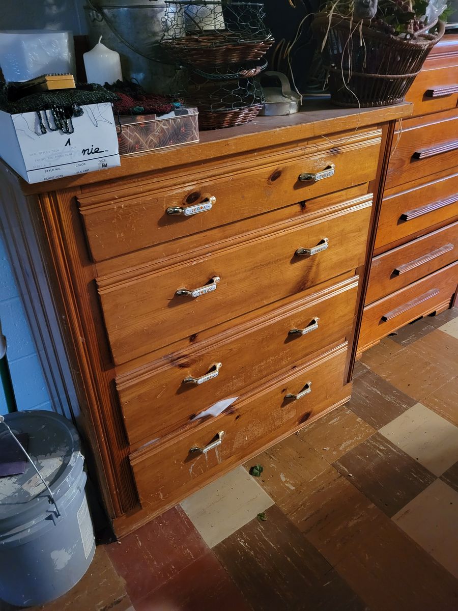 Main image 6