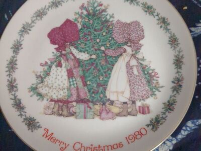 Vintage 1980 Holly Hobbie plate