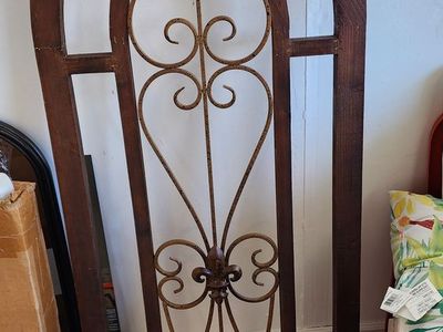 Rustic Wood & Wrought Iron Arch Wall Decor with Fleur-de-Lis Accent - Farmhouse/Gothic Style