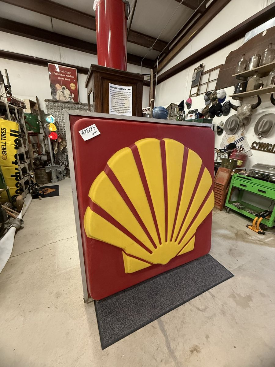HUGE Shell sign!