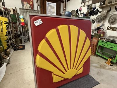 HUGE Shell sign!