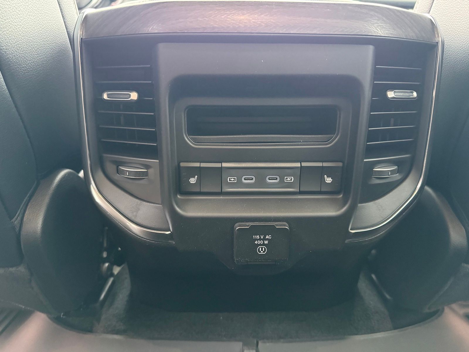 Main image 33