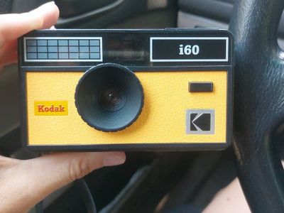 Kodak i60 35mm Film Camera w/ new roll of film