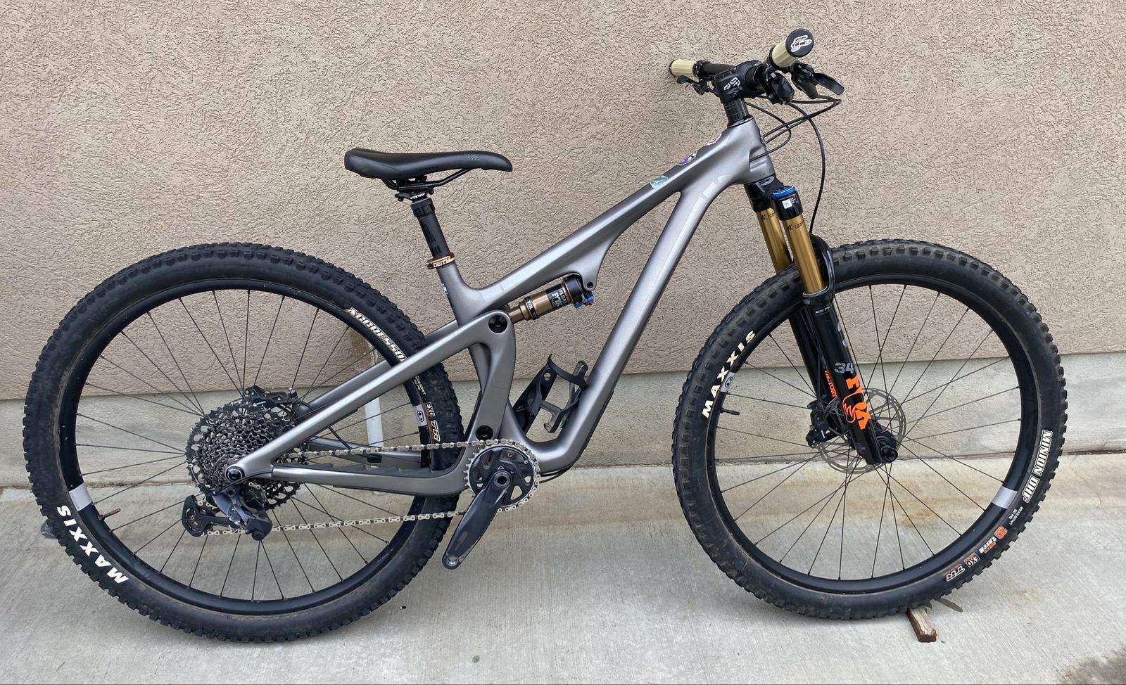Yeti SB115 Full Suspension Mountain Bike