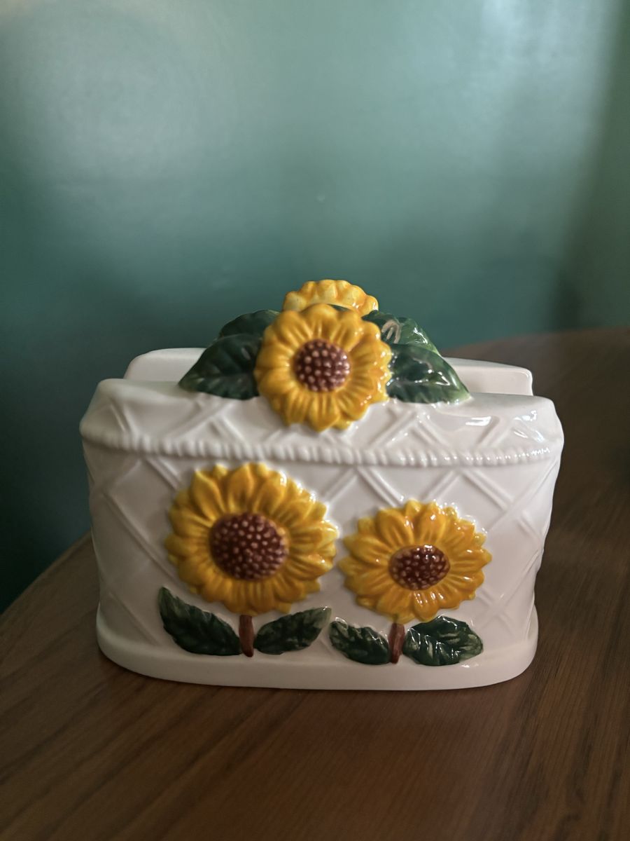 Cottagecore Sunflower Organizer