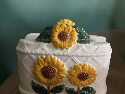 Cottagecore Sunflower Organizer