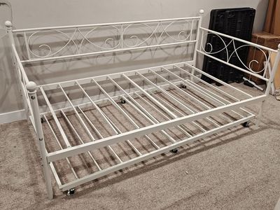 Twin Daybed with Trundle