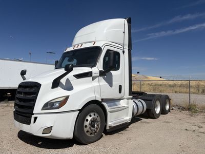 2020 Freightliner Cascadia