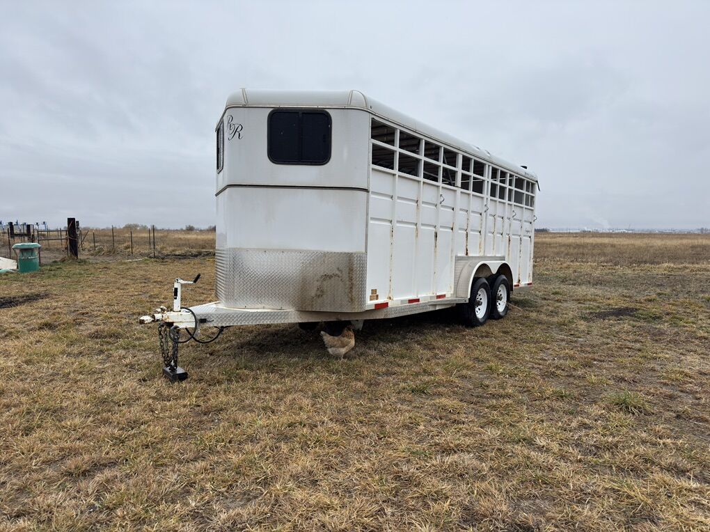 Price Drop!!!! Four Horse Bumper Pull Trailer