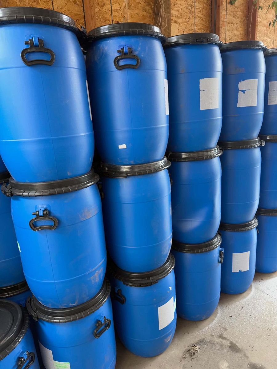 13-Gallon Food-Grade Blue Barrels w/ Locking Lids