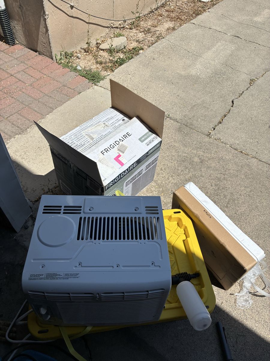 Frigidaire 5,000 BTU Window Air Conditioner Unit