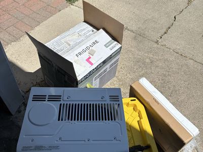 Frigidaire 5,000 BTU Window Air Conditioner Unit