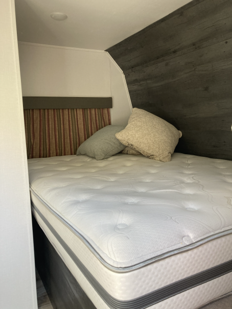 Main image 14