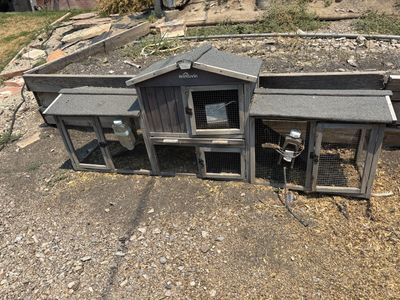 Rabbit hutch